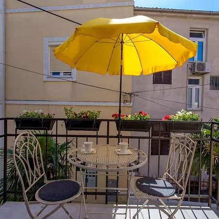 Dogas Apartment